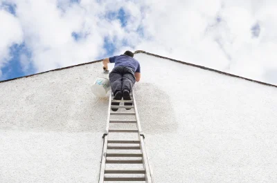 Peinture extérieure à Cheffes — façades et ravalement